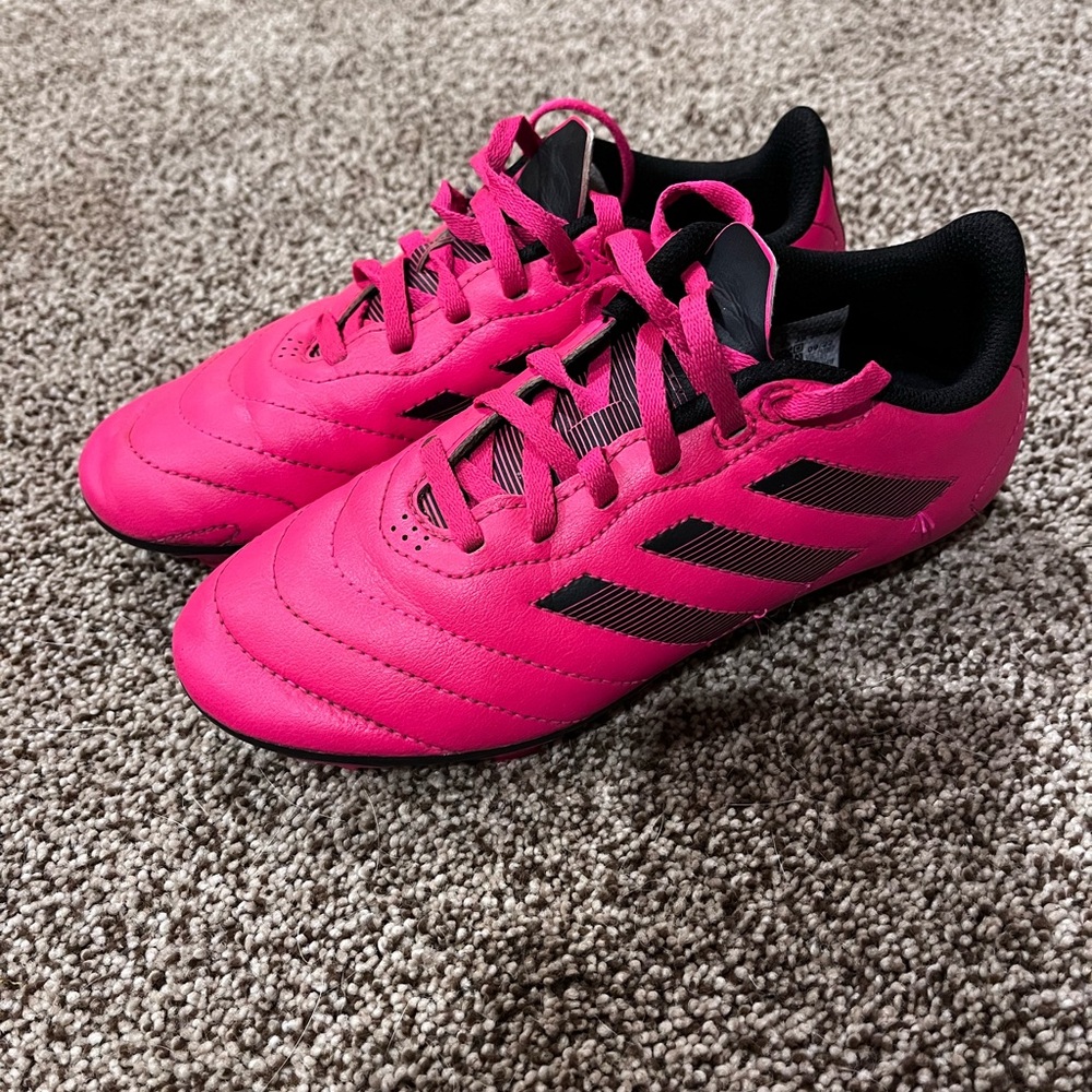 Adidas Youth Goletto VIII Soccer Cleats, Size 3